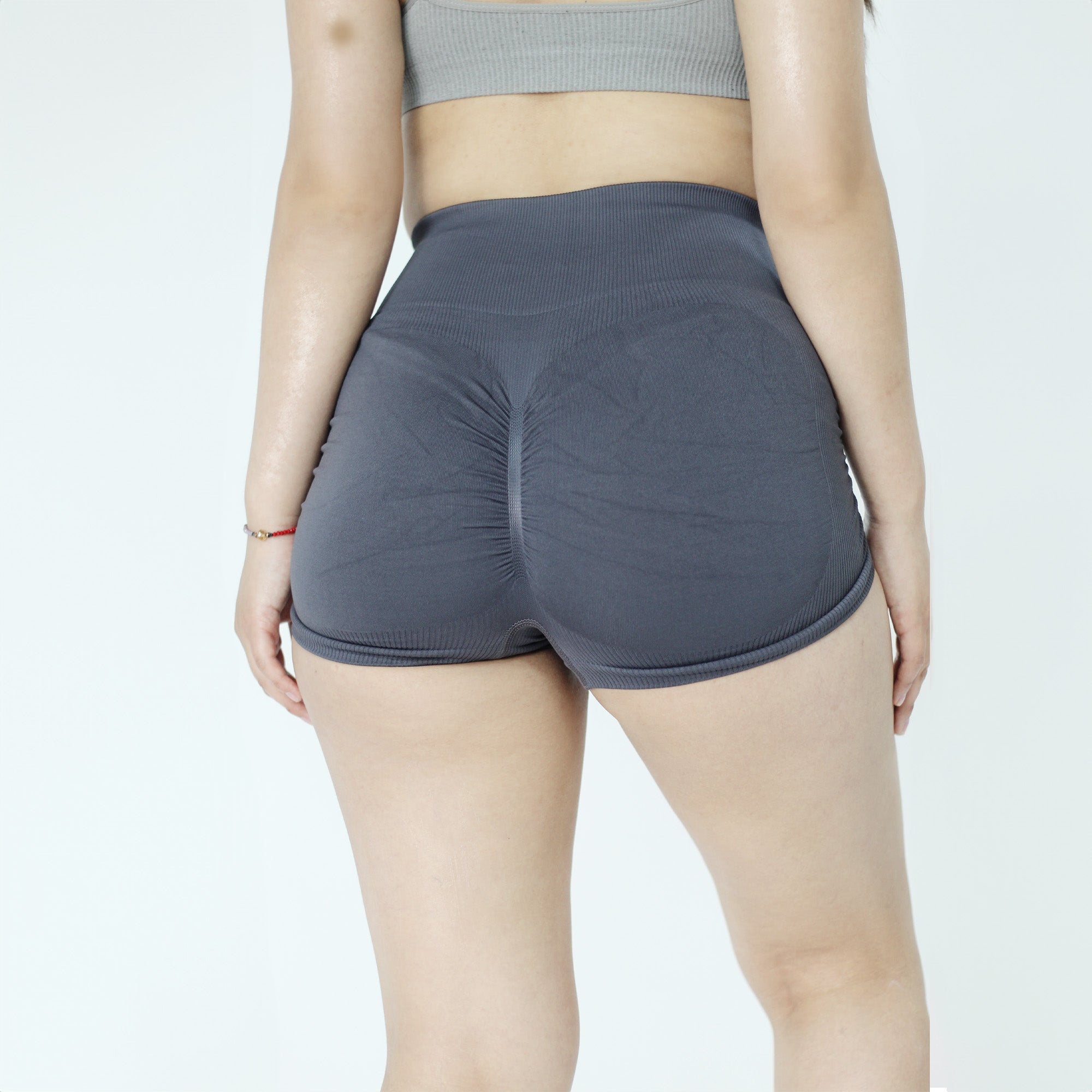 Short Deportivo push up con arruga lateral - Grey