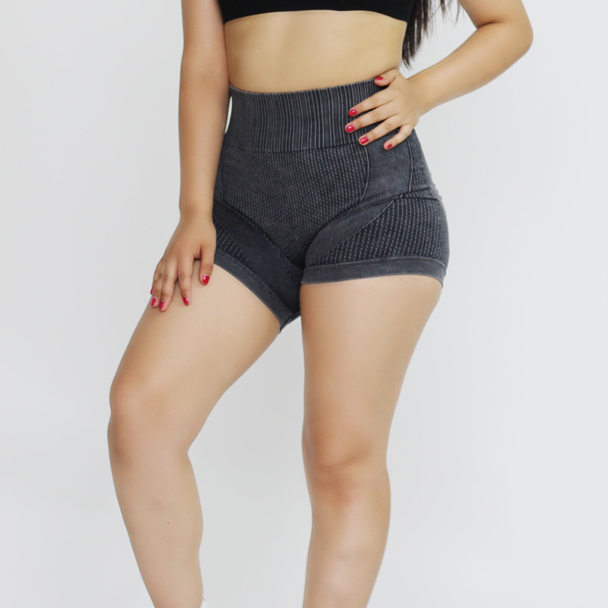 short acid wash de mujer black