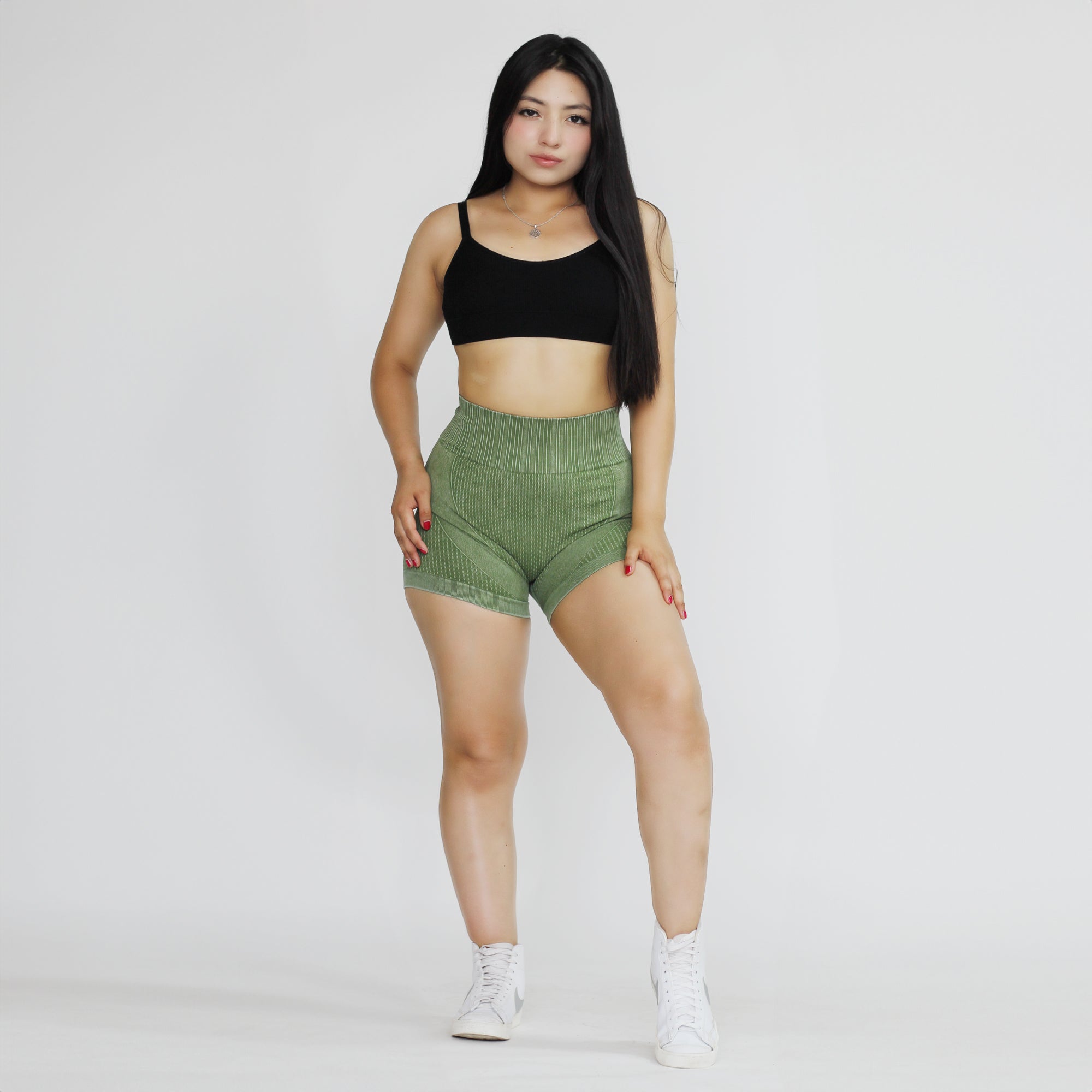 short acid wash de mujer green two