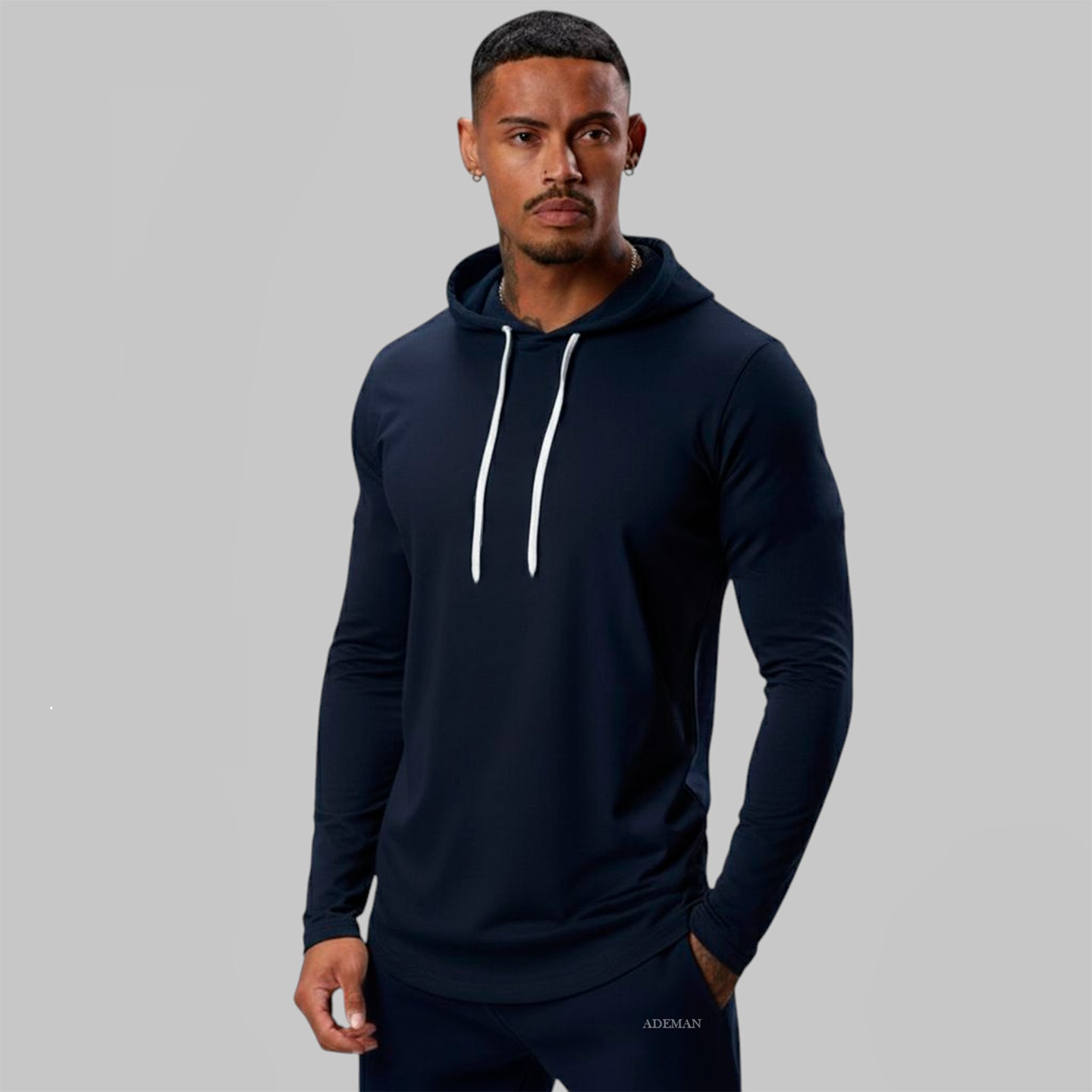 Polera Long Fit Capucha ademan lisa azul marino