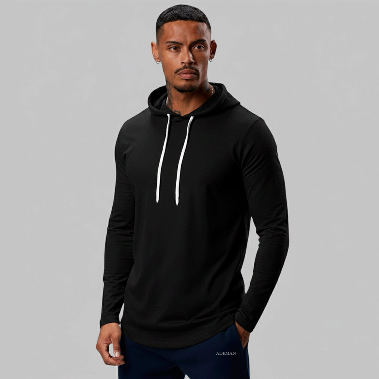 Polera Long Fit Capucha ademan lisa negro