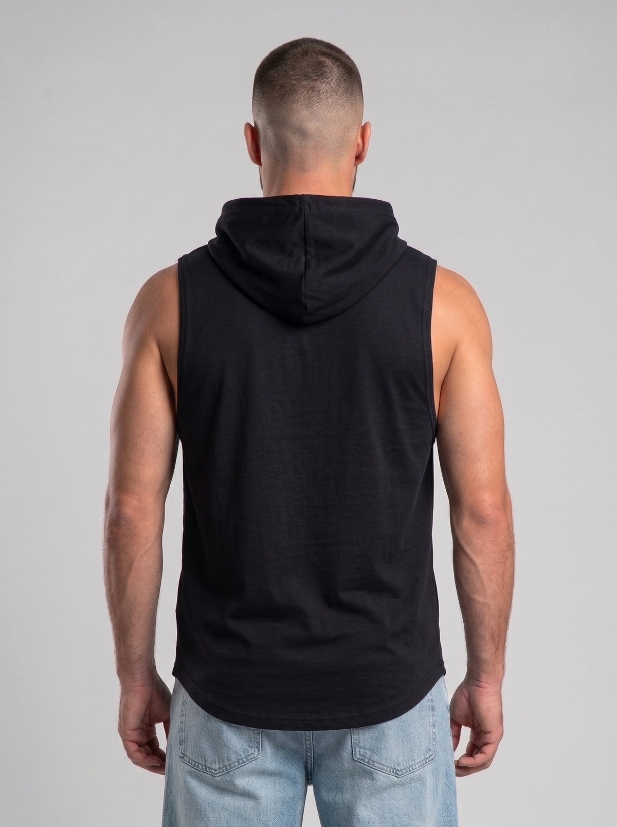 Polera Musculosa Capucha lisa warrior manga cero - negro