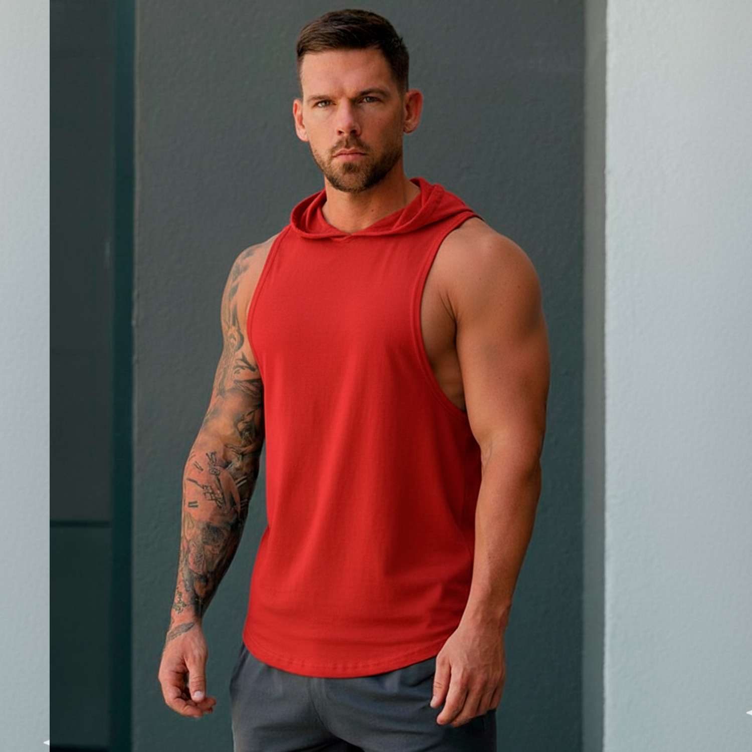 Polera Musculosa Capucha Lisa - Red