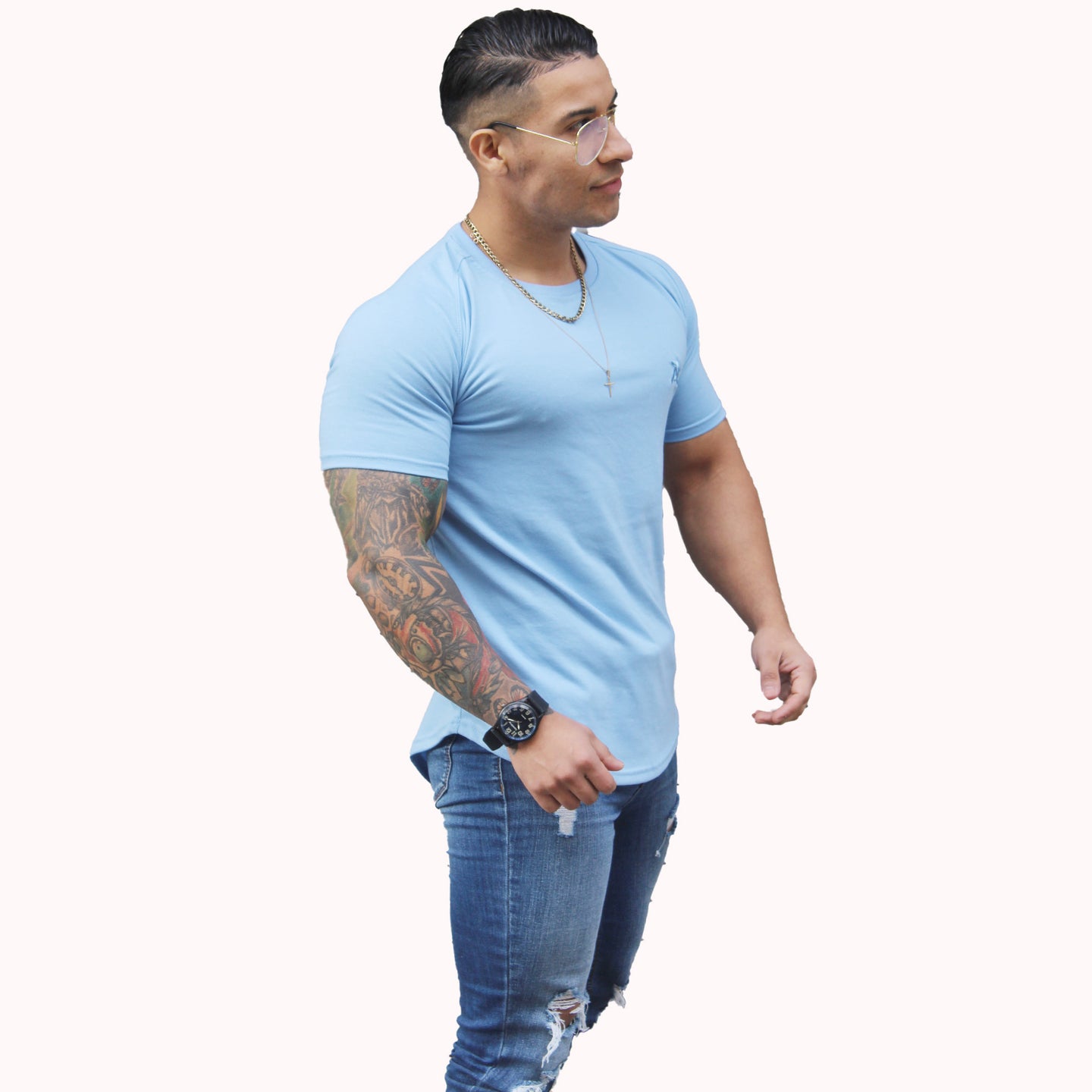 Polera slim fit aress x ademan celeste