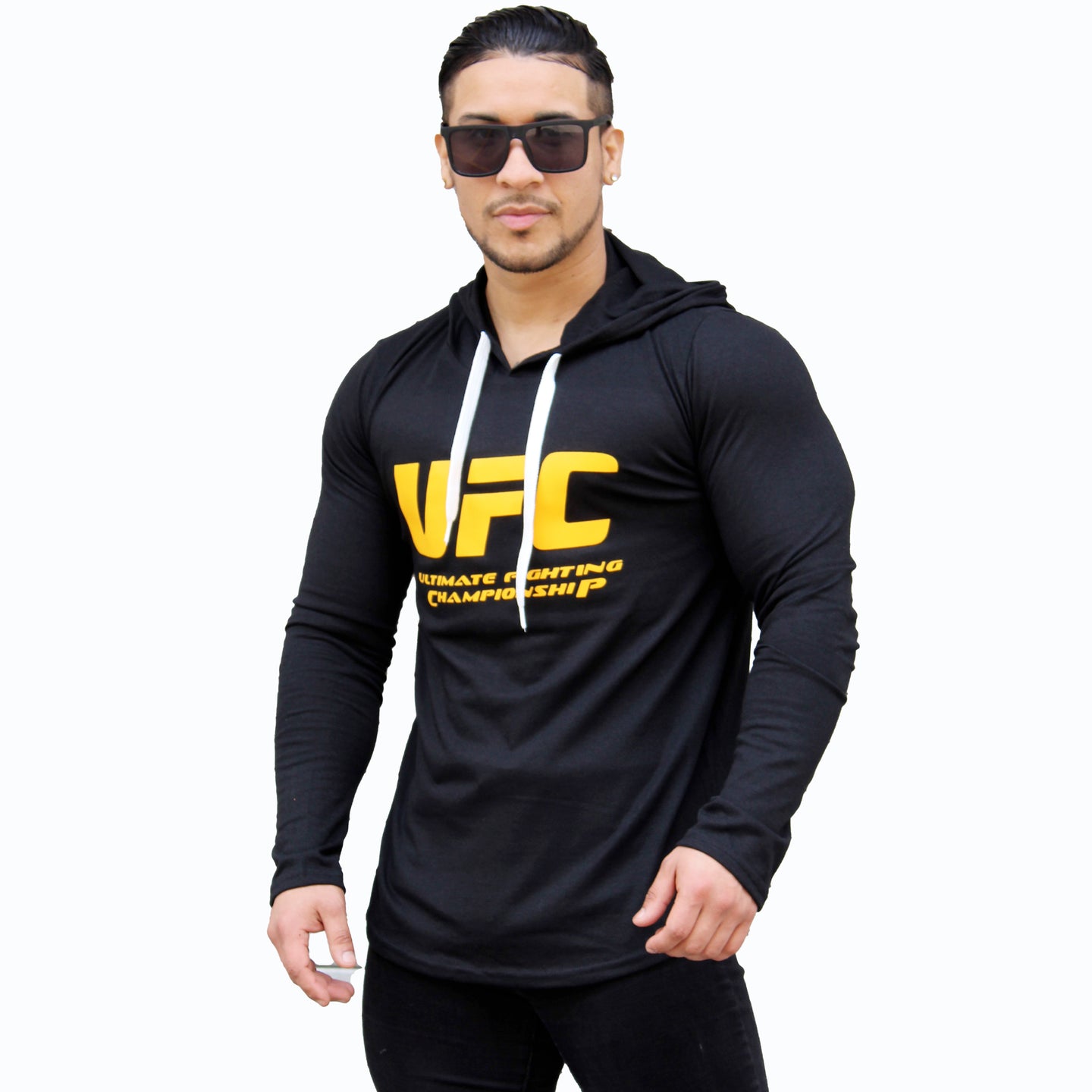 Polera Long Fit Capucha UFC negro