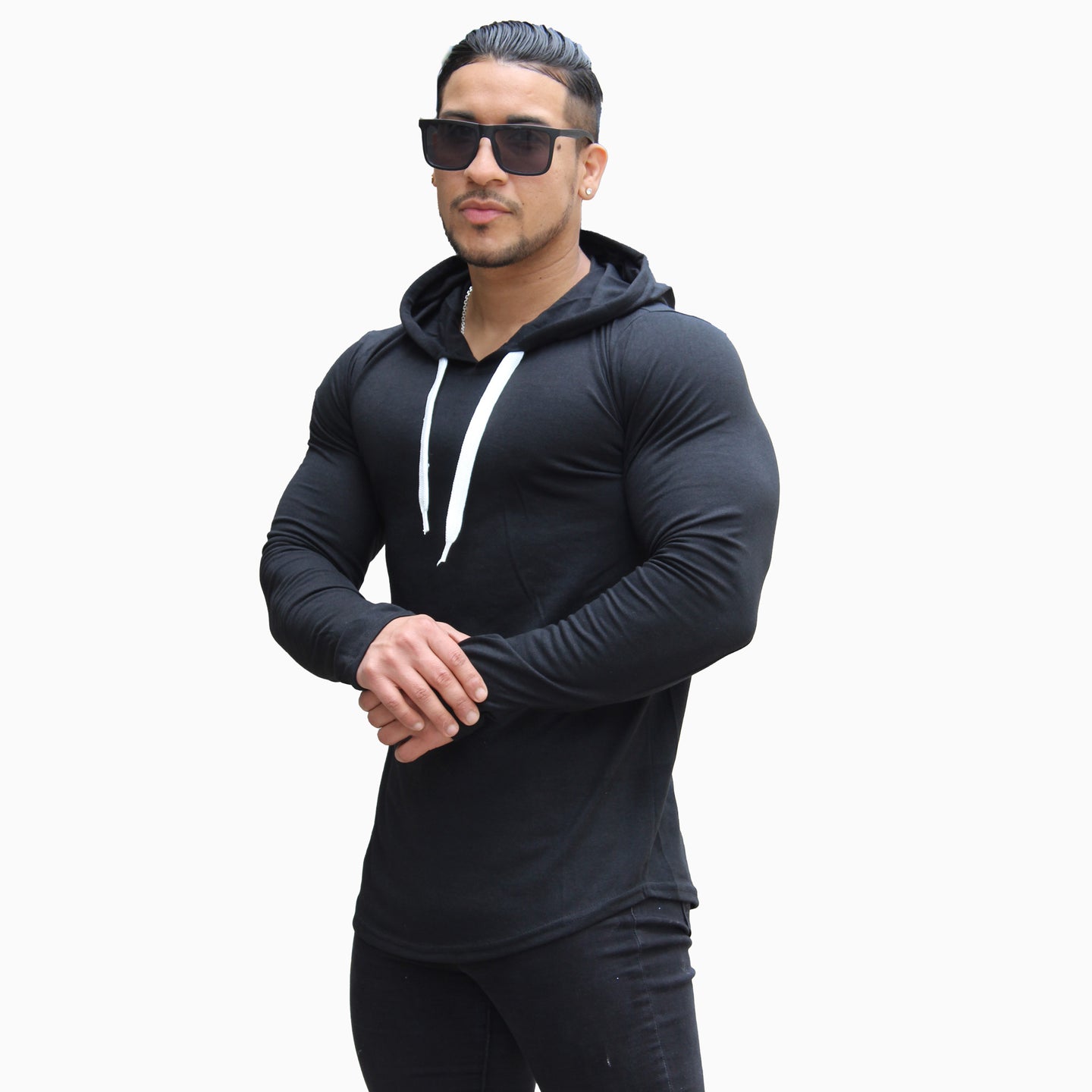 Polera Long Fit Capucha ademan lisa negro