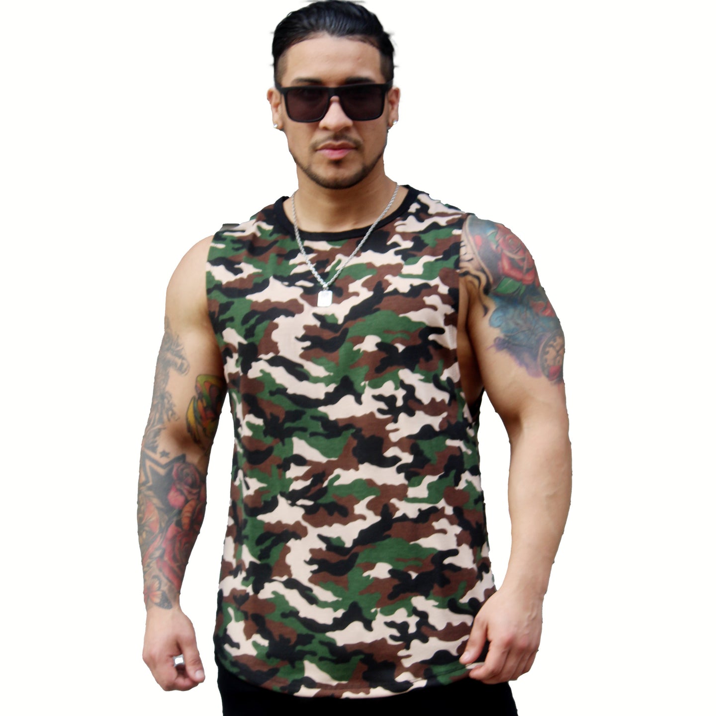 Polera musculosa cuello redondo militar multicolor