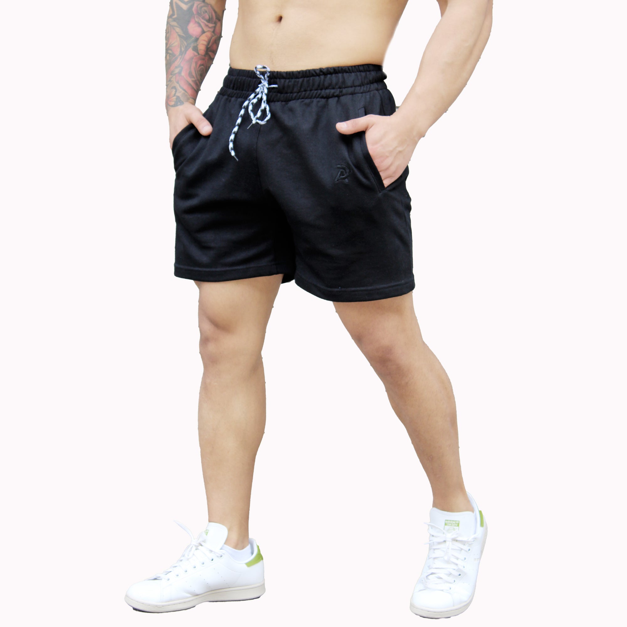 short Basic gym aress negro