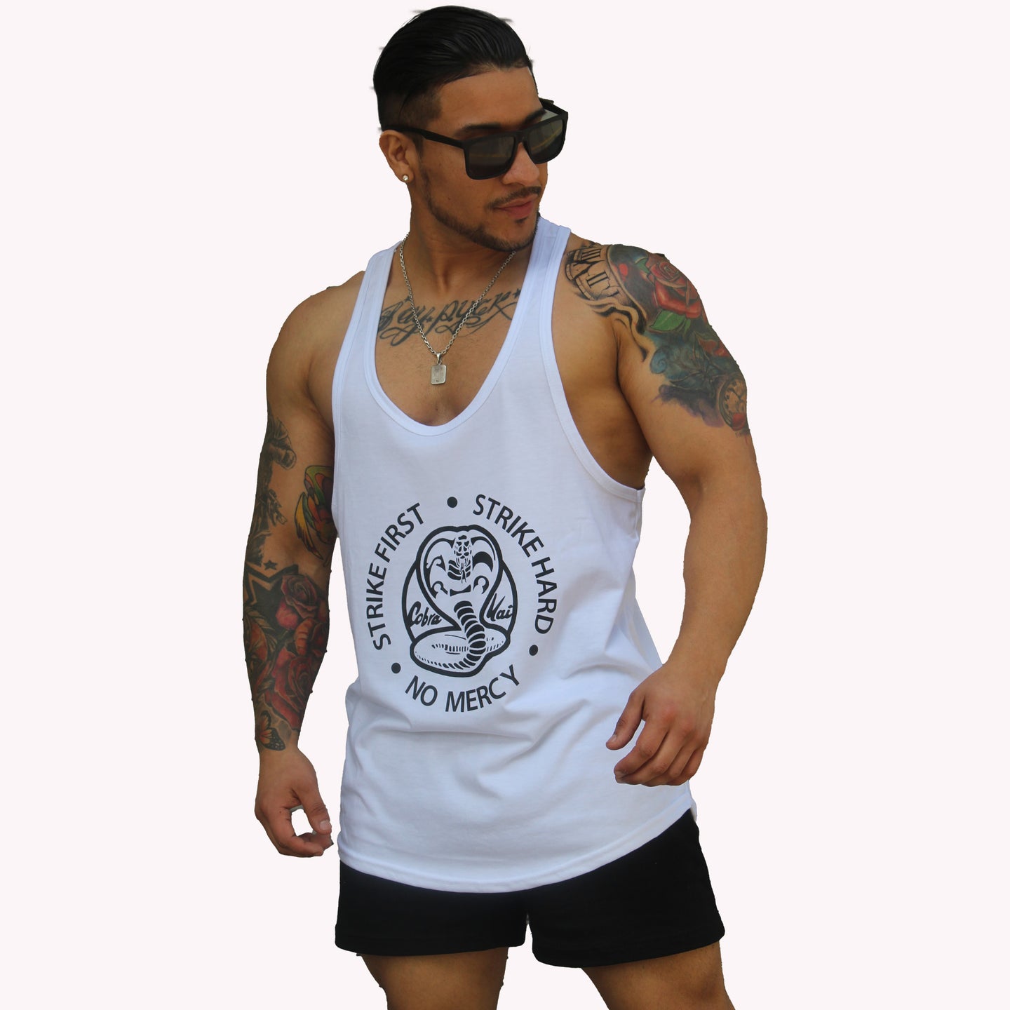 polera musculosa tirante cobra kai blanco