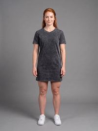 Vestido Polera Acid Wash Cuello V Manga Corta para Mujer | negro