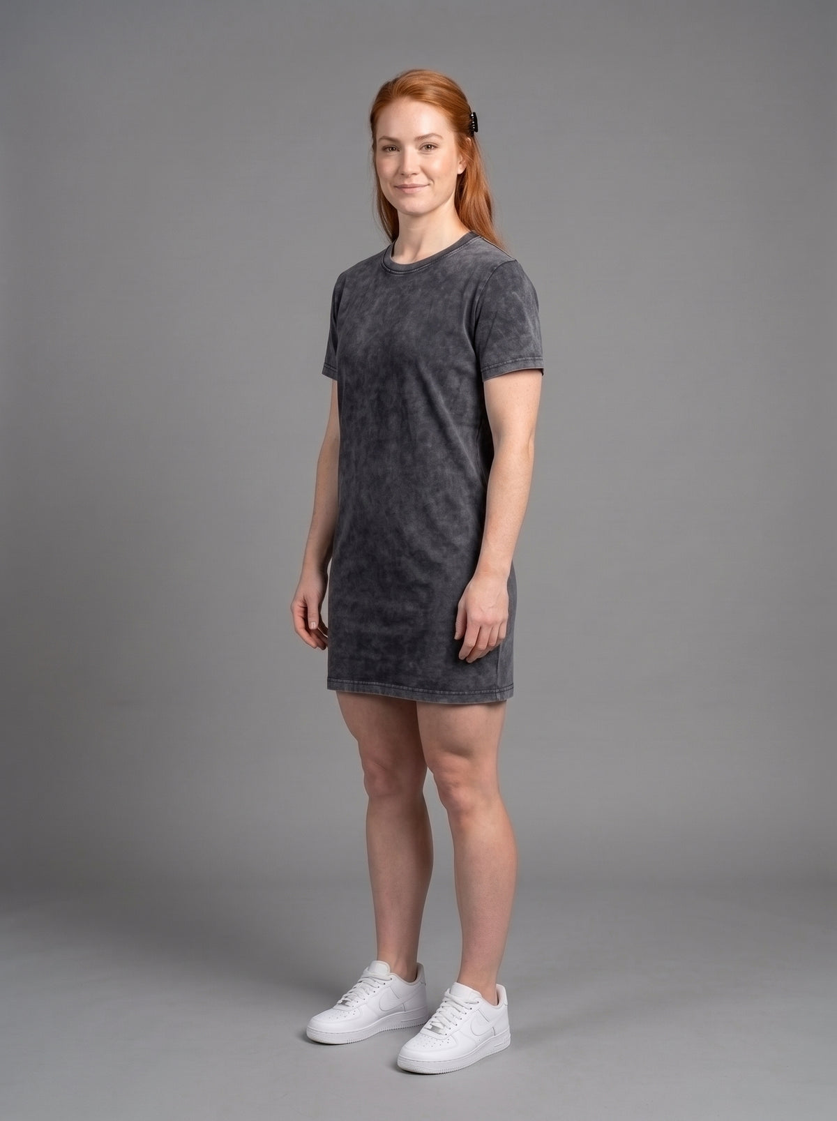 Vestido Polera Acid Wash de Manga Corta para Mujer | Negro