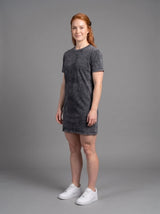 Vestido Polera Acid Wash de Manga Corta para Mujer | Negro