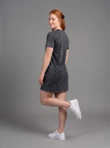 Vestido Polera Acid Wash de Manga Corta para Mujer | Negro